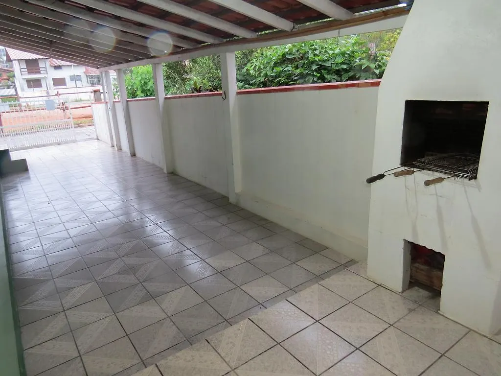 Casa Green Bombinhas Brazilië